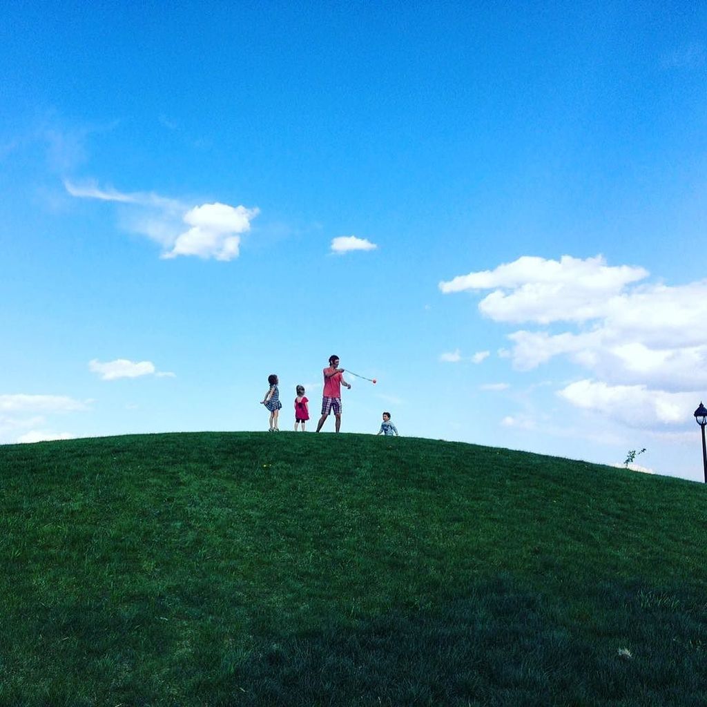 SellekBunn's tweet photo. A #beautiful #day to play catch on a #hill #anyhillwilldo https://t.co/PkYstJllaP https://t.co/FgUW0NtVPq