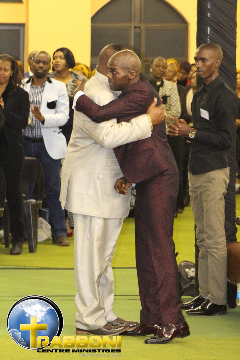IAmLesegoDaniel's tweet photo. I see a sea of faces, who are led by this young man. #DrElijahMasonganye #BirthdayCelebration #TrueShepard https://t.co/d7OAwbnbDw