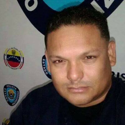 ManoaVzla's tweet photo. 8. Onan Pereira prepara tus maletas... Se que vives a Cuadra y media de la Av. Caracas Calle los Altos de Belen #Barcelona  #TeamHDP https://t.co/bqpMNatEYG