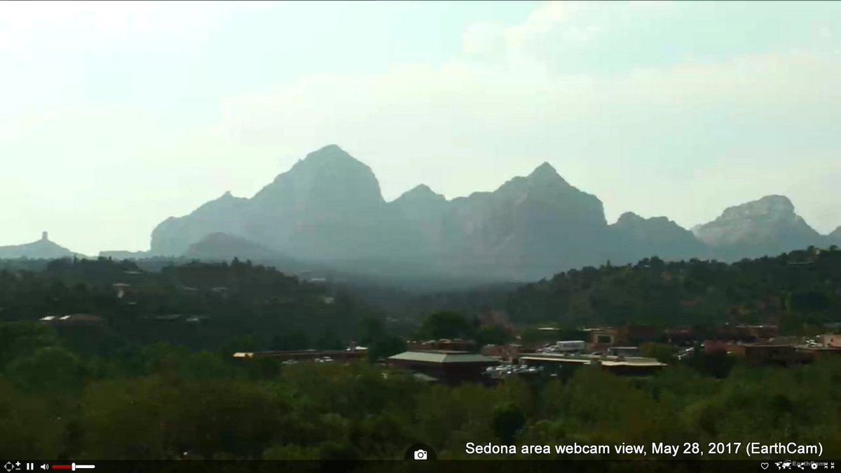 CoconinoNF's tweet photo. #SnakeRidgeFire #Sedona EarthCam views of hazy skies. 🔥 Fire info https://t.co/6D8QcIcRIy 🔥 Air quality monitors https://t.co/bZGY806SaO https://t.co/2p9x4qrm5w