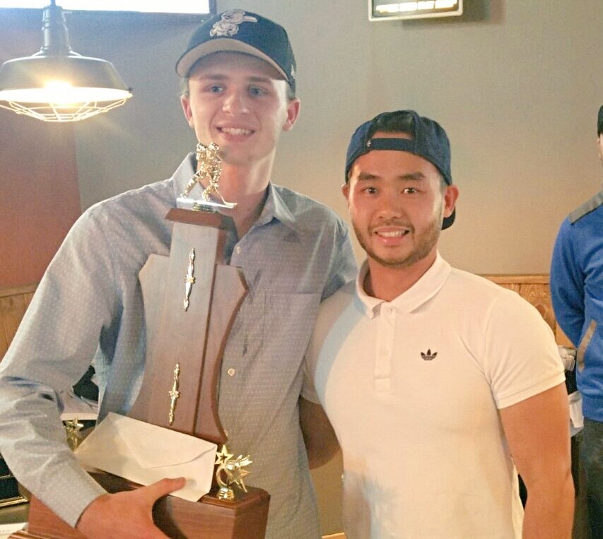 CA613GYM's tweet photo. Congrats to Nick bond on winning the rookie of the year award with the @richmondroyals1. @CA613GYM trainer Mike Ho presented the award. https://t.co/Ow5m49S7qe