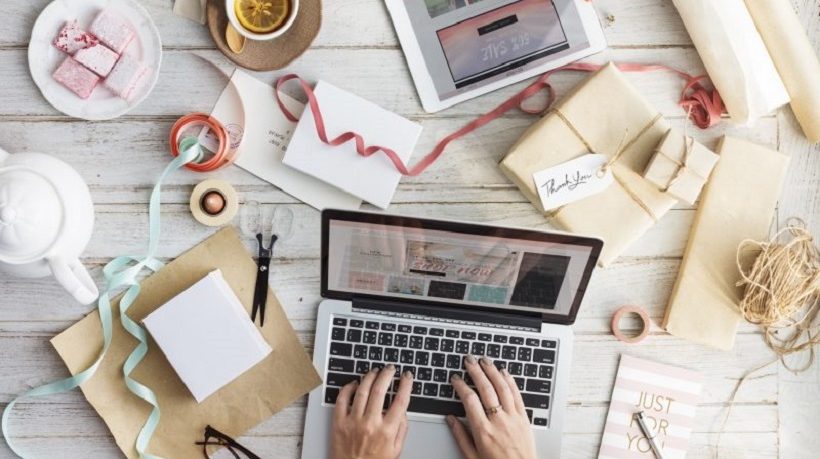 vivaelearning's tweet photo. 7 Online Communication Tools That Can Help You Collaborate… https://t.co/nRYAYzh606 #eLearningProjectManagement #CollaborationIneLearning https://t.co/4HFPBHvhKf