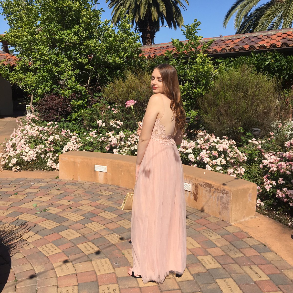 somadforu's tweet photo. prom babyyy https://t.co/YNolLSeHwC