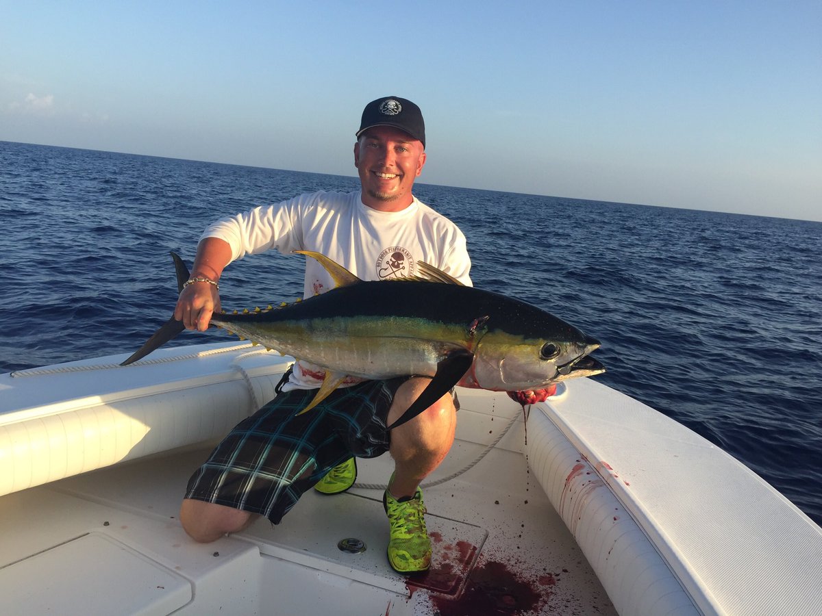 OPAGear's tweet photo. Tuna Time for Scott in the Bahamas #PerformanceShirt https://t.co/qXQlT79KC3