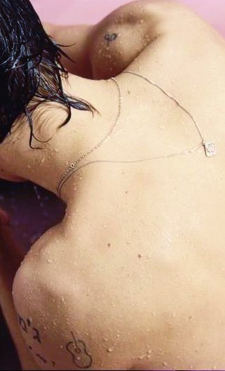 niallkittycat's tweet photo. 1rt is 1vote (btw he is so perfect 😍)
#MTVAwardsStar Harry Styles
#VeranoMTV2017 Harry Styles @Harry_Styles https://t.co/WIqcCqavft