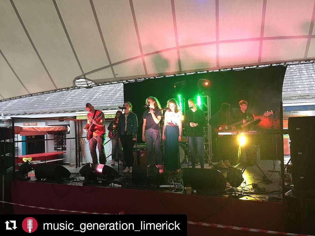 milk_market's tweet photo. #MusicGeneration #Limerick Live at #LimerickMilkMarket #LYLM2017 #LoveMusic #LoveLimerick #ExperienceLimerick #WeAreCulture #LiveMusic https://t.co/nlttGKXutI