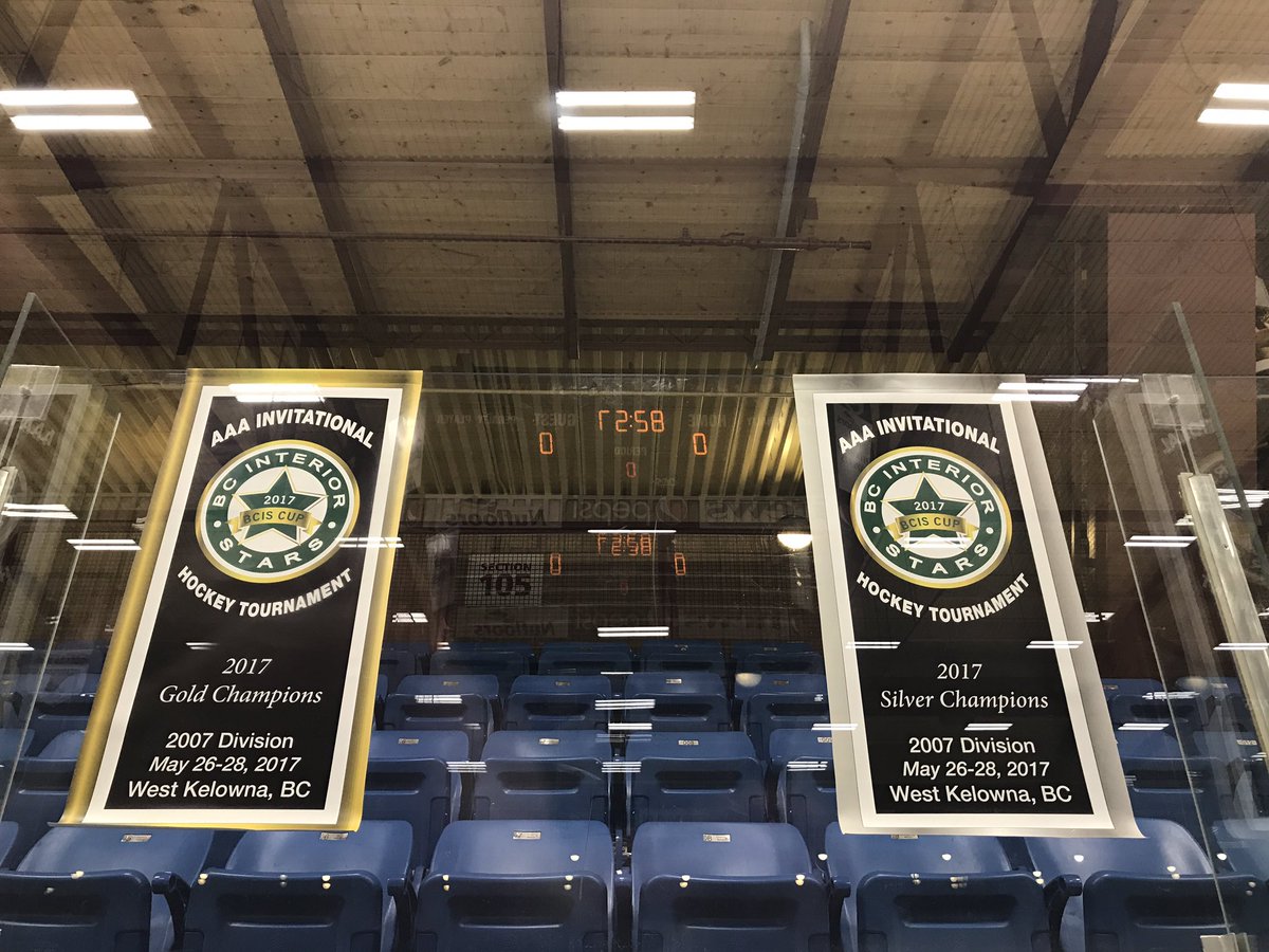 2007BCIS's tweet photo. The 2007 BCIS Cup is on Ice. Who will hoist?  @2007BCIS or @2007spartanone And for Bronze 2007 @jr_rivermen or @2007BCLightning #hardware https://t.co/dIMyt4kHqg