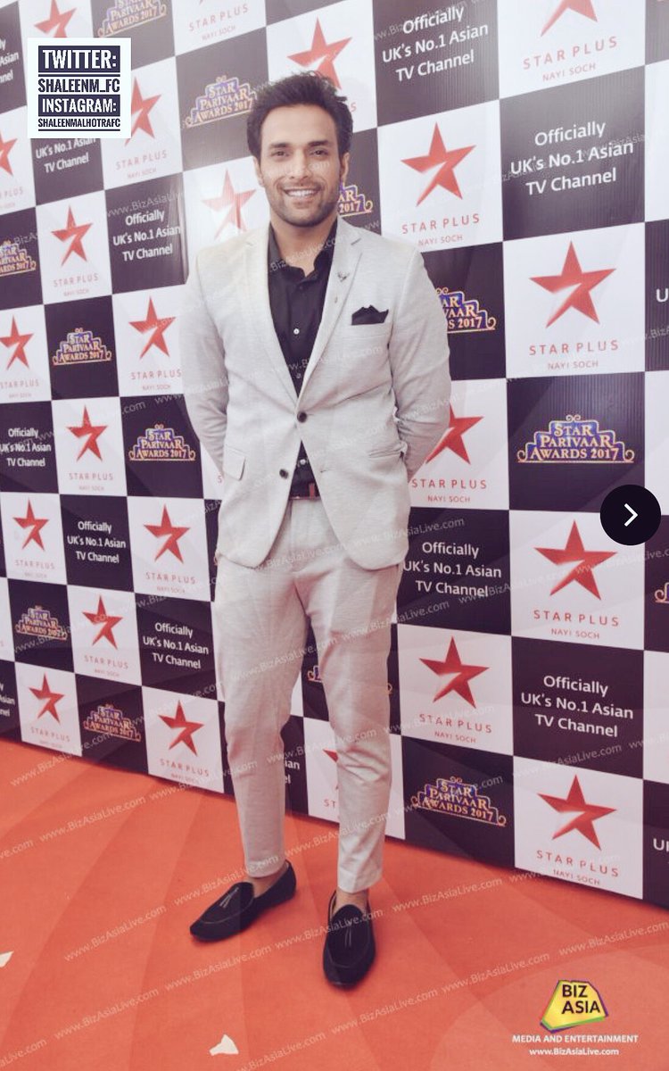 ShaleenM_FC's tweet photo. New pics of our bouy👉🏻 @ShaleenMalhotra 👈🏻 enthralling 😍😍😍at #spa2017 #RedCarpet with @RajBaddhan Sir....🖤 PC: #BizAsiaAtSPA #RajSir Tysm😊 https://t.co/aq8F0ZFGQX