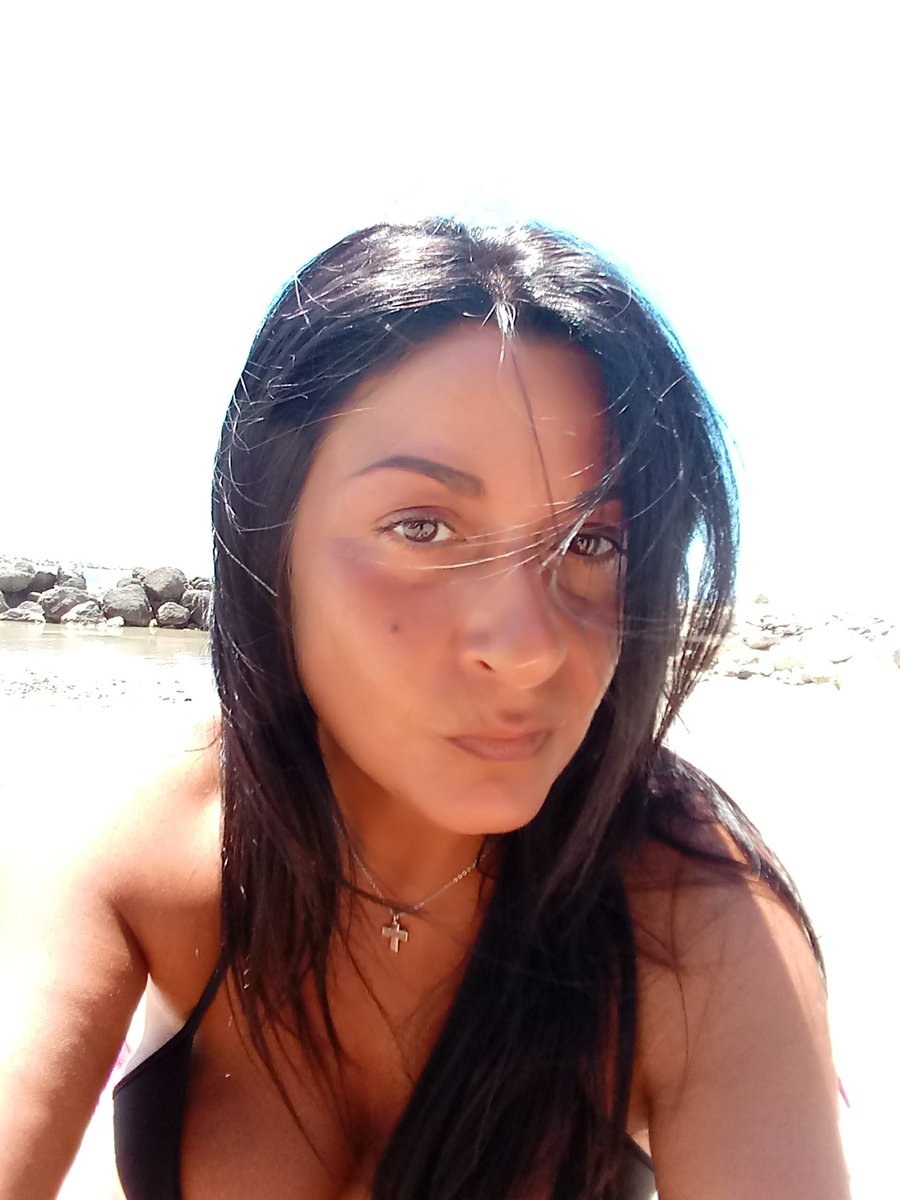 vmarini686's tweet photo. Mare e sole e tanto relax . .... https://t.co/bPlrxp0mDL