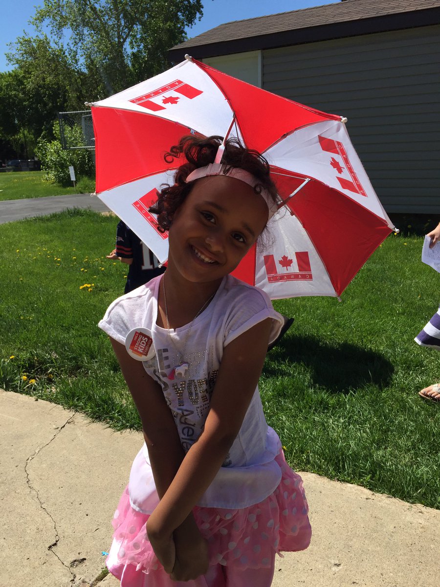 ChildCareYMCA's tweet photo. Celebrating #Canada150 @WestmountCL #YMCAHealthyKids #yeg https://t.co/jvMcEtjRT2