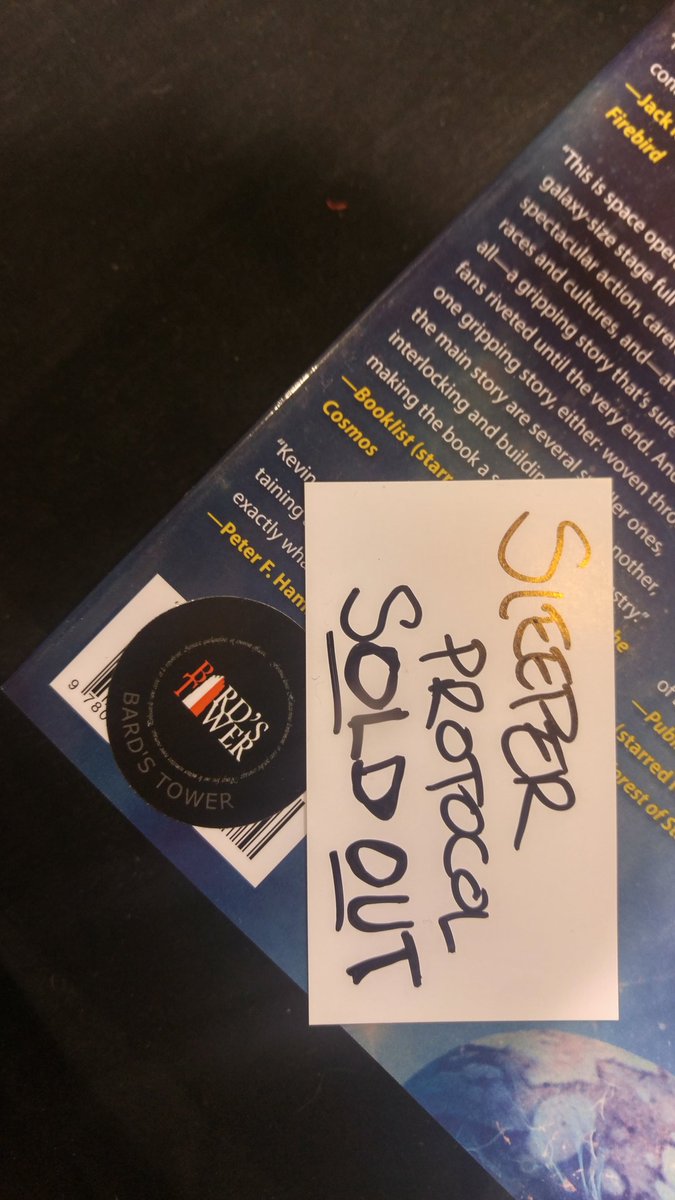 BardsTower's tweet photo. SLEEPER PROTOCOL #SoldOut ! At @PhoenixComicon
#sleeperprotocol #bardstower https://t.co/rraGSC9umS