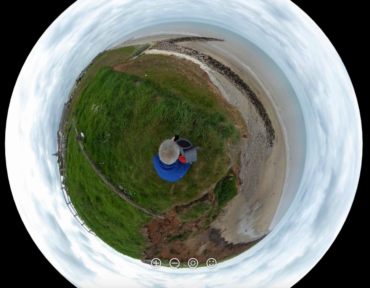 InternetGeog's tweet photo. Explore the impact of coastal management at Mappleton using a 360º image https://t.co/LXMciqzAyK #geographyteacher https://t.co/1HeFDMG2Js