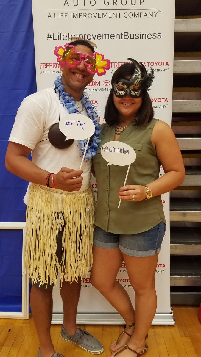 CoachRickPerez's tweet photo. Who dat is? @RHSThon #FreedomAutoGroup #RHSMiniThon https://t.co/ZFbXqzy9Jg