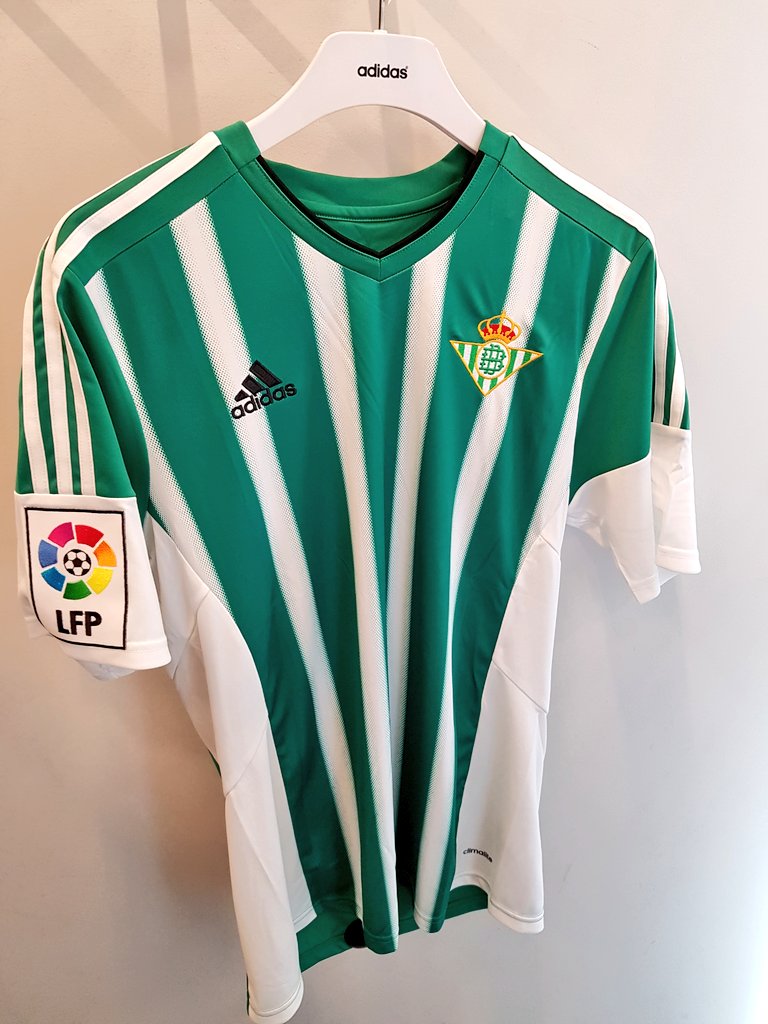 BetJ13's tweet image. ☇SORTEO FINAL DE TEMPORADA☇

👉 Talla M 👈

La quieres?

☞ Sígueme
☞ RT 

Día 4 de Junio a las 22:00 h

👉 Camiseta Oficial Real Betis 👈
