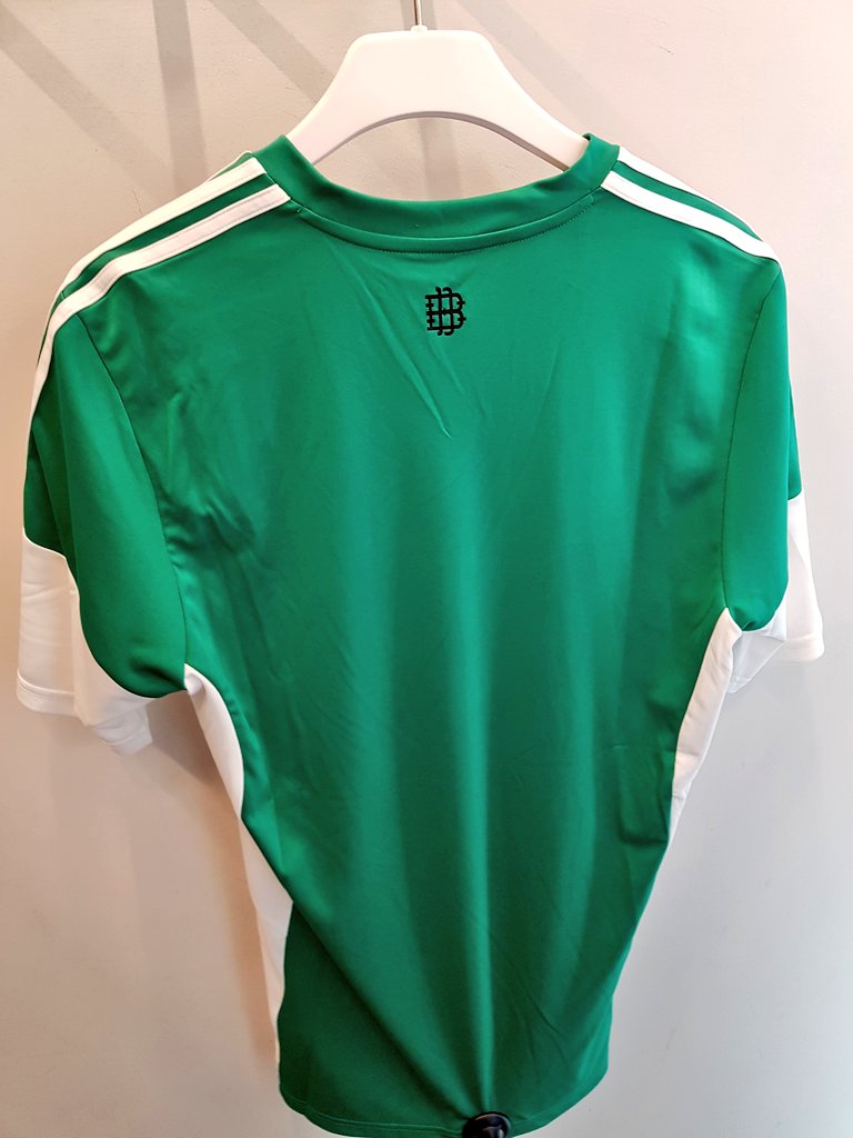 BetJ13's tweet image. ☇SORTEO FINAL DE TEMPORADA☇

👉 Talla M 👈

La quieres?

☞ Sígueme
☞ RT 

Día 4 de Junio a las 22:00 h

👉 Camiseta Oficial Real Betis 👈