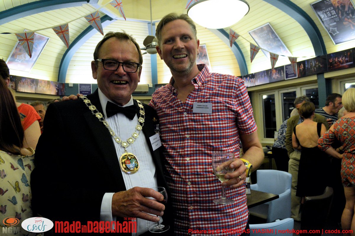 andreasyiasimi's tweet photo. #FABULOUS opening night Made in Dagenham #cromer @csods @thecromerpier @NNDC_Chairman @NorthNorfolkDC @johnfrosdick1 https://t.co/7Jl2DSYOeR https://t.co/RYmw5A1q0J