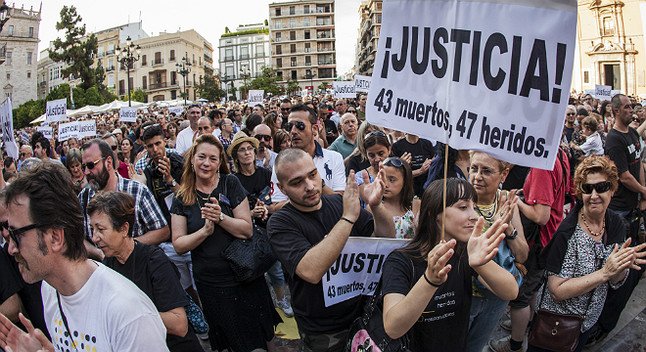 43 muertos en el metro de valencia.años sin reparación para las víctimas x parte de un gobierno fascista 

#EstrategiaDelSilencio