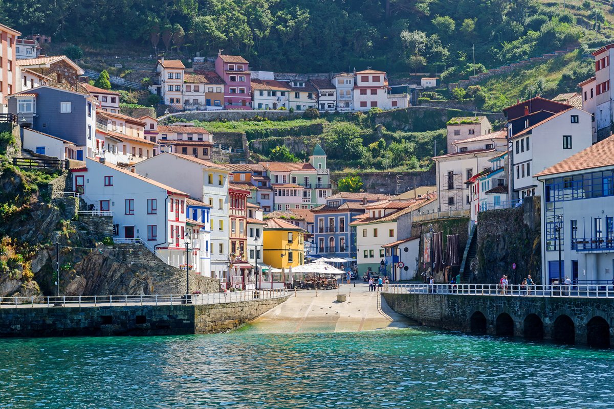 SitiosdeEspana's tweet photo. Si visitas Asturias, no puedes irte sin visitar estos 10 pueblos: https://t.co/xaezeIRW0q
Los 10 pueblos más bonitos de @TurismoAsturias. https://t.co/dGB7aidODR