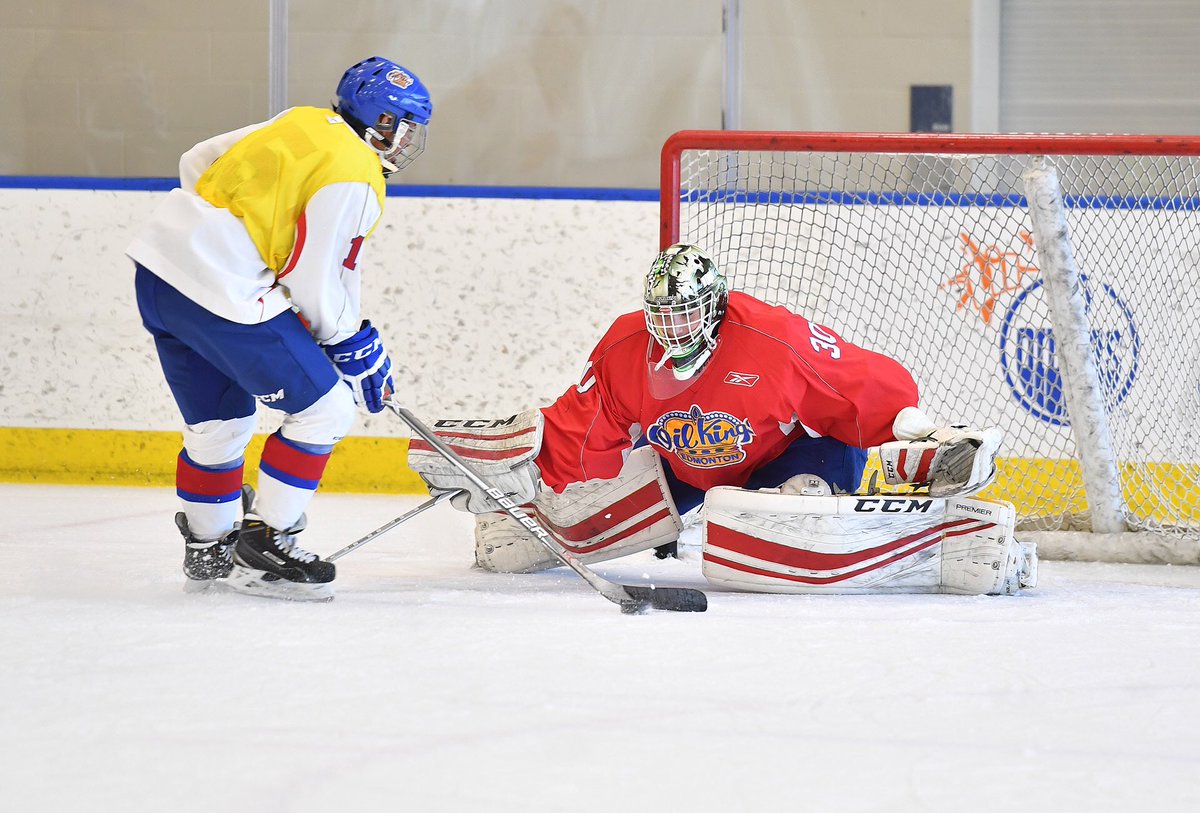 EdmOilKings's tweet photo. As #EOKDevCamp2017 wraps up we take a look back at Sunday's on ice action through photos📸
GALLERY➡️https://t.co/9SnLO23FQD https://t.co/6eHVm9q7Ci