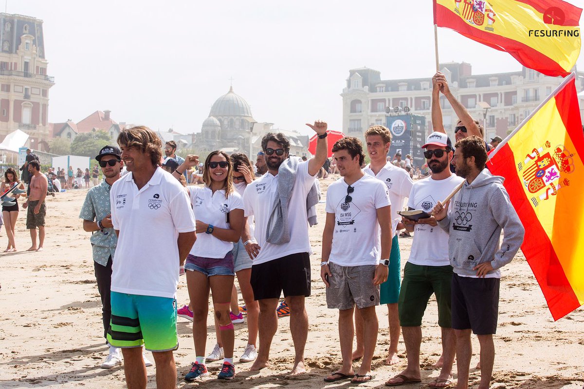 #Deportes España finaliza tercera en el Mundial de naciones de surf celebrado en Biarritz.