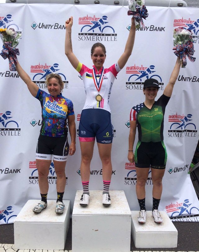 Hawt damn - a stellar lead out by <a href="/kinleygibson/">Kinley Gibson</a> puts this girl <a href="/arianebonhomme/">Ariane Bonhomme</a> on the top step of #day2 of <a href="/TourSomerville/">Tour of Somerville pb Unity Bank</a> #FindYourPink