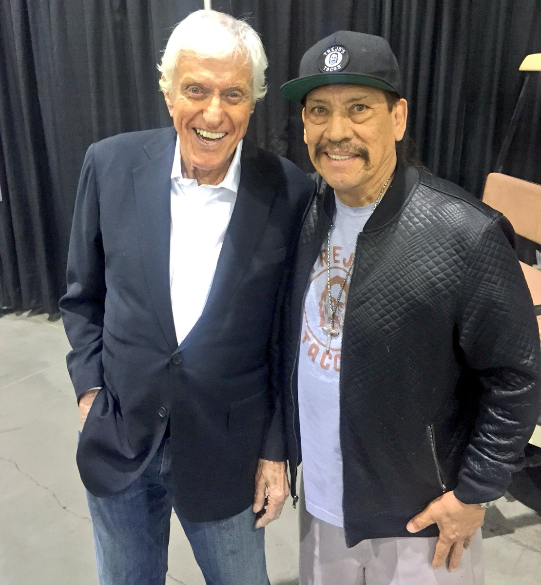 Me and @iammrvandy My best friend! #PHXCC17 https://t.co/WJwCZrW6Gy