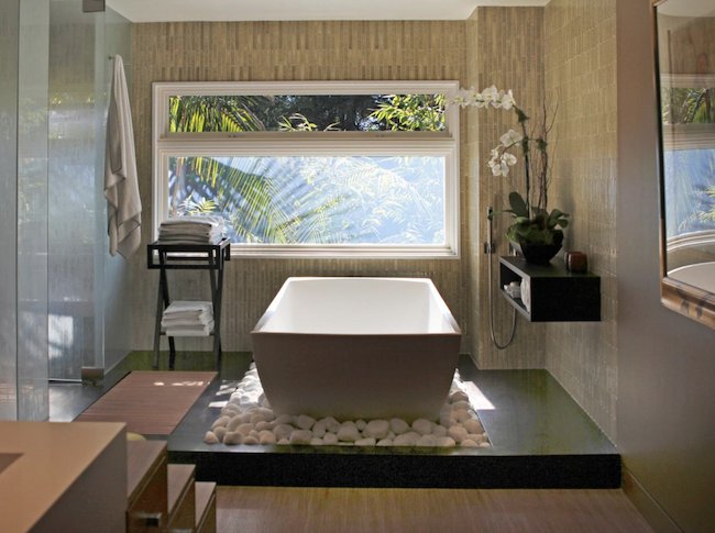If you're searching for comfort and the sensation of being in an oasis when it comes to bathtubs, better read this. stimulimag.ca/rub-a-dub-dub-…