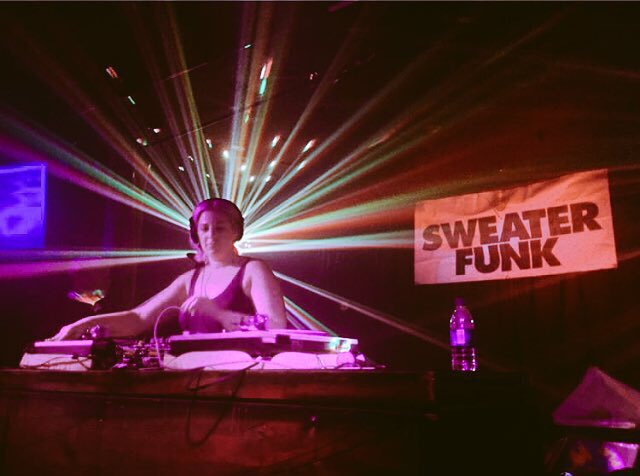 DJMamabear's tweet photo. Much love to the dancers at The Liquor Store last night in Portland and my beloved dj crew #sweaterfunk https://t.co/wOoL2ka2Hb