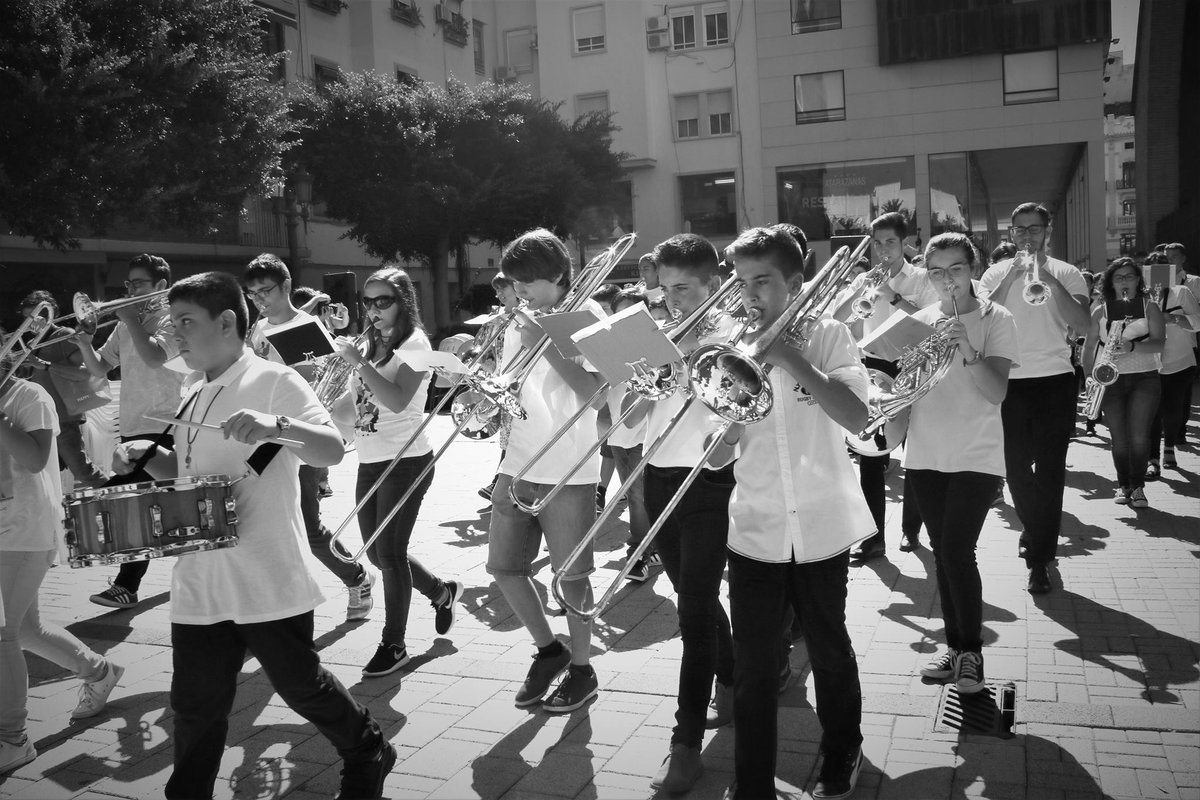4 JUN II Trobada d' Escoles de Música del Marítim organitza @ElCasinet Carrer Campoamor <a href="/smpmaritimos/">SM PobladosMarítimos</a> <a href="/StaCeciDelGrao/">SantaCeciliaDelGrao</a> <a href="/AteneoMusPuerto/">Ateneu Musical del Port ⚓</a>
