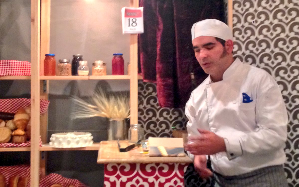 Hoy despide con nosotros al único <a href="/abrahamramosmx/">abraham ramos</a> y reiniciar tu corazón en #CorazonAzucarado Funciones 8:30 , 9:00 y 9:30 pm #TeatroEnCorto