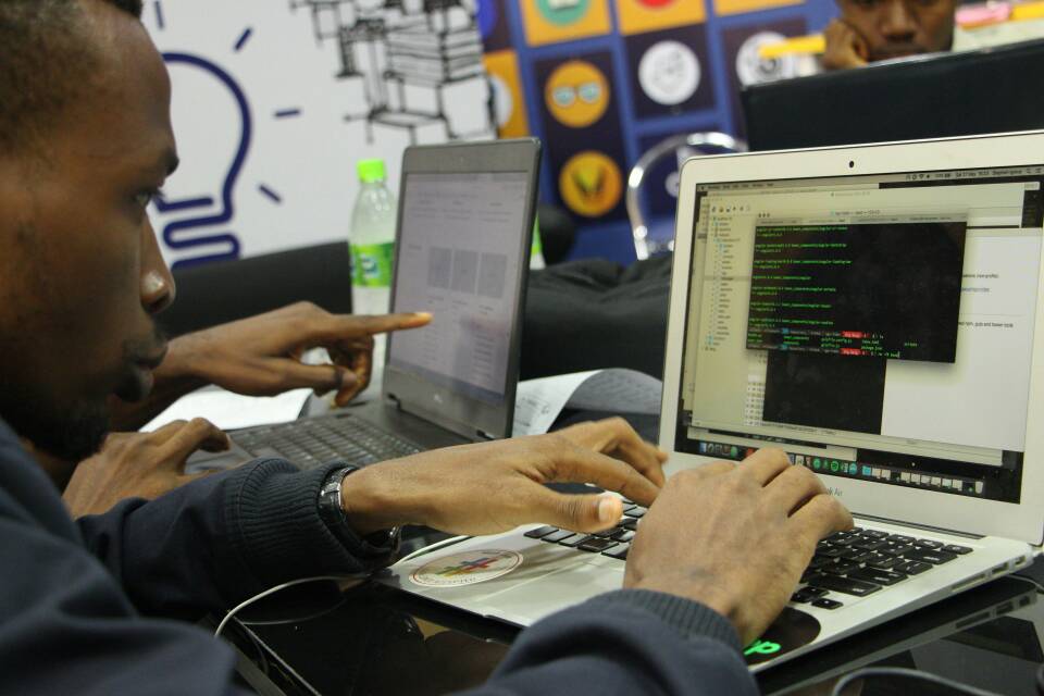 Infonineorg's tweet photo. Grand finale of #WeCodeHackathon @AiivonHub_Abuja @weCodeNG #wecode #abuja https://t.co/IiSu27xTM5