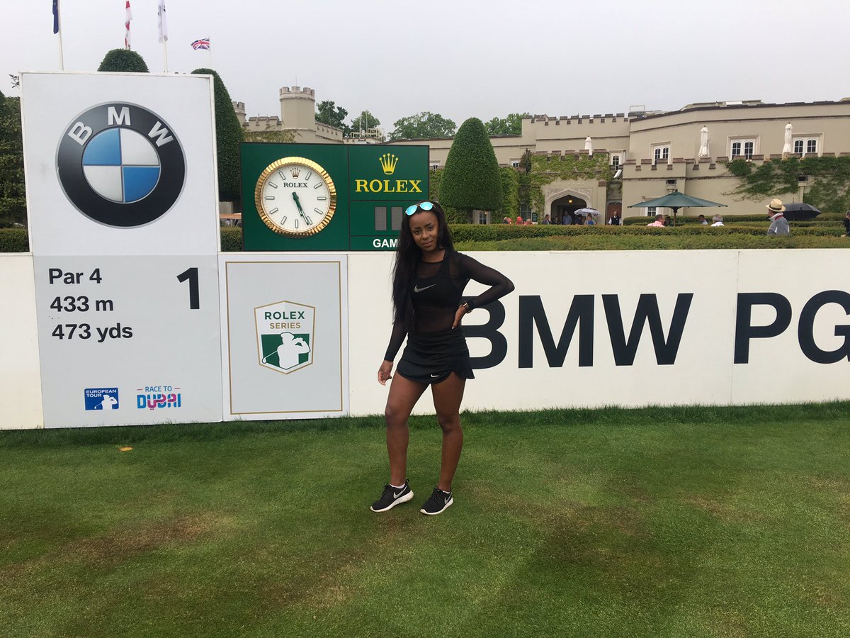nicolagolfer's tweet photo. Had an amazing Day @Wentworth for the @BMW championships ⛳️👌🏾 #Golf #Golfer #Pro #Learnfromthe champs 🏌🏾‍♀️ https://t.co/Juql3u3PpV