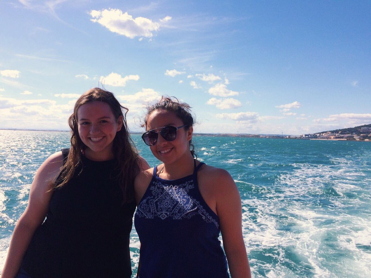 thaliaskyegy's tweet photo. I'm only ever on here to post pics from time to time buttt here's a quick update: spent a weekend by the Mediterranean Sea(&amp; 9 months🇫🇷) https://t.co/pLfEEhnAb7