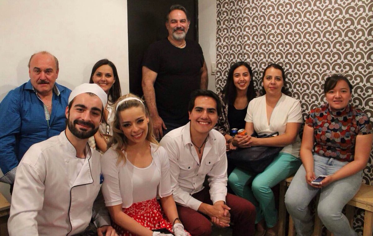 Quieres empezar una semana con una sonrisa así de grande ?
Ven a endulzar tu vida solo aquí en #TeatroEnCorto #Coyoacán #UltimaFuncion