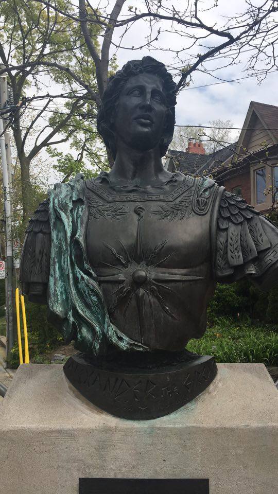 IsleofAlex's tweet photo. #Spotted in #Greektown #Toronto:
Alexander the Great ⇒ taught by Aristotle, a famous Macedonian who did much to Hellenize the unknown world. https://t.co/5moapWEfpf