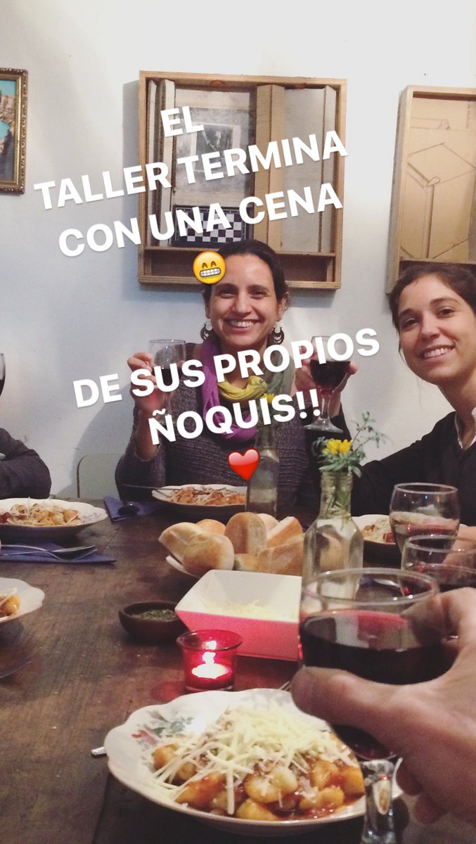TALLER DE ÑOQUIS CON EL CHEF DE LOS <a href="/noquisdel29/">Ñoquis del 29</a> VOLUMEN 2

Debido al éxito del 1ero en Junio <a href="/WarholOliveira/">Warhol Oliveira | Hombres Creadores</a> dará otro taller de #Ñoquis =)
