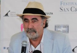 Hoy falleció mi amigo Miguel Camacho quien organizó en 2015 el primer festival internacional de Cine en San Cristóbal de las Casas. QEPD.