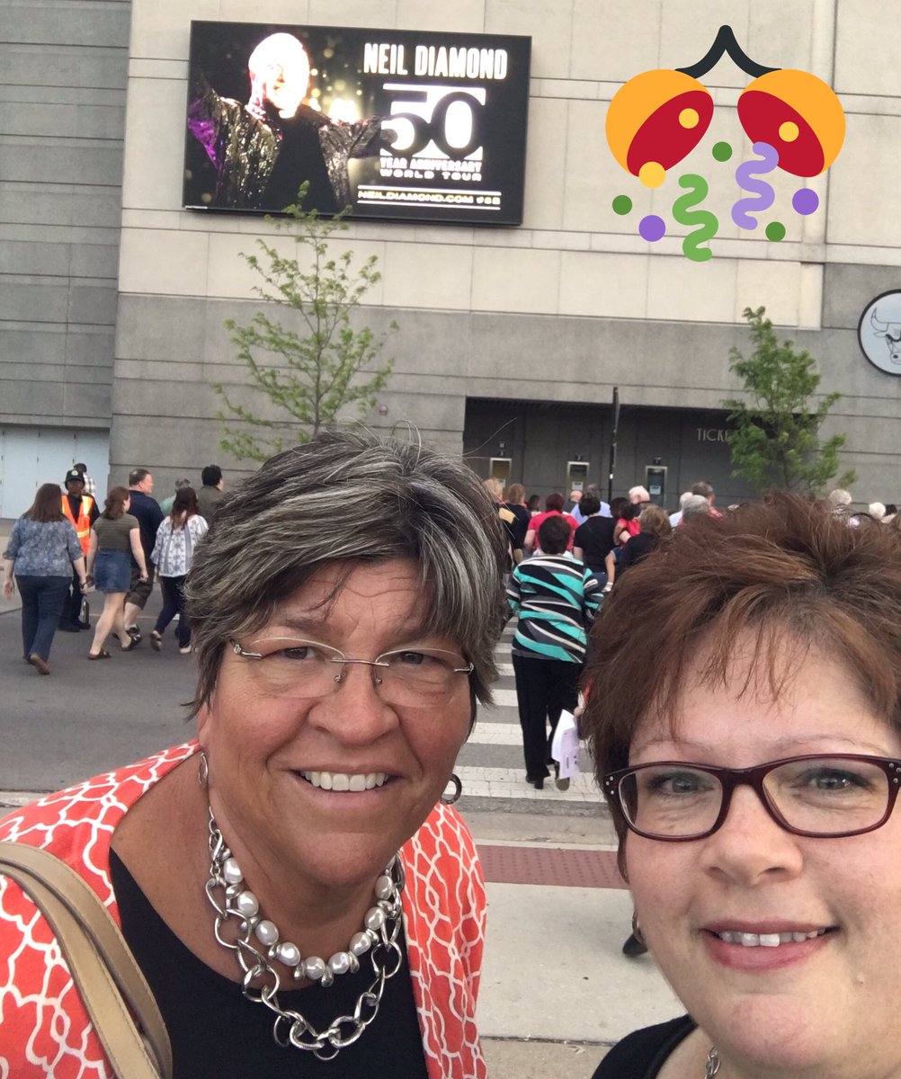 AnelloML's tweet image. #tweetcaroline