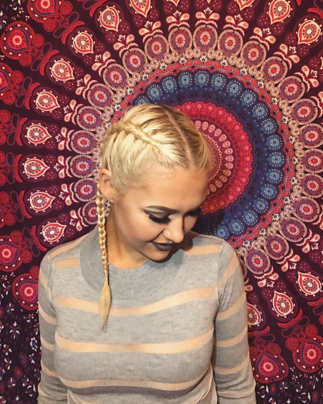 #POSTING #MY #WAY #TO #FAME #Kyliejenner