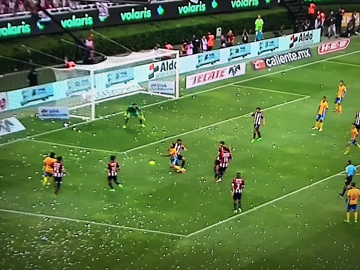 aagulla_TV's tweet photo. Acá está el momento. Es posición adelantada. Después hay falta pero el árbitro decide bien https://t.co/Fa71sNNy0I