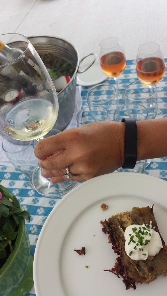 #SipIntoSummer <a href="/EPICWineries/">EPIC Wineries</a> Delicious from New Brunswick with Rappie Pie and Pinot Gris! <a href="/TWEPI/">Tourism Windsor Essex</a> <a href="/OntSouthwest/">Ontario's Southwest</a>