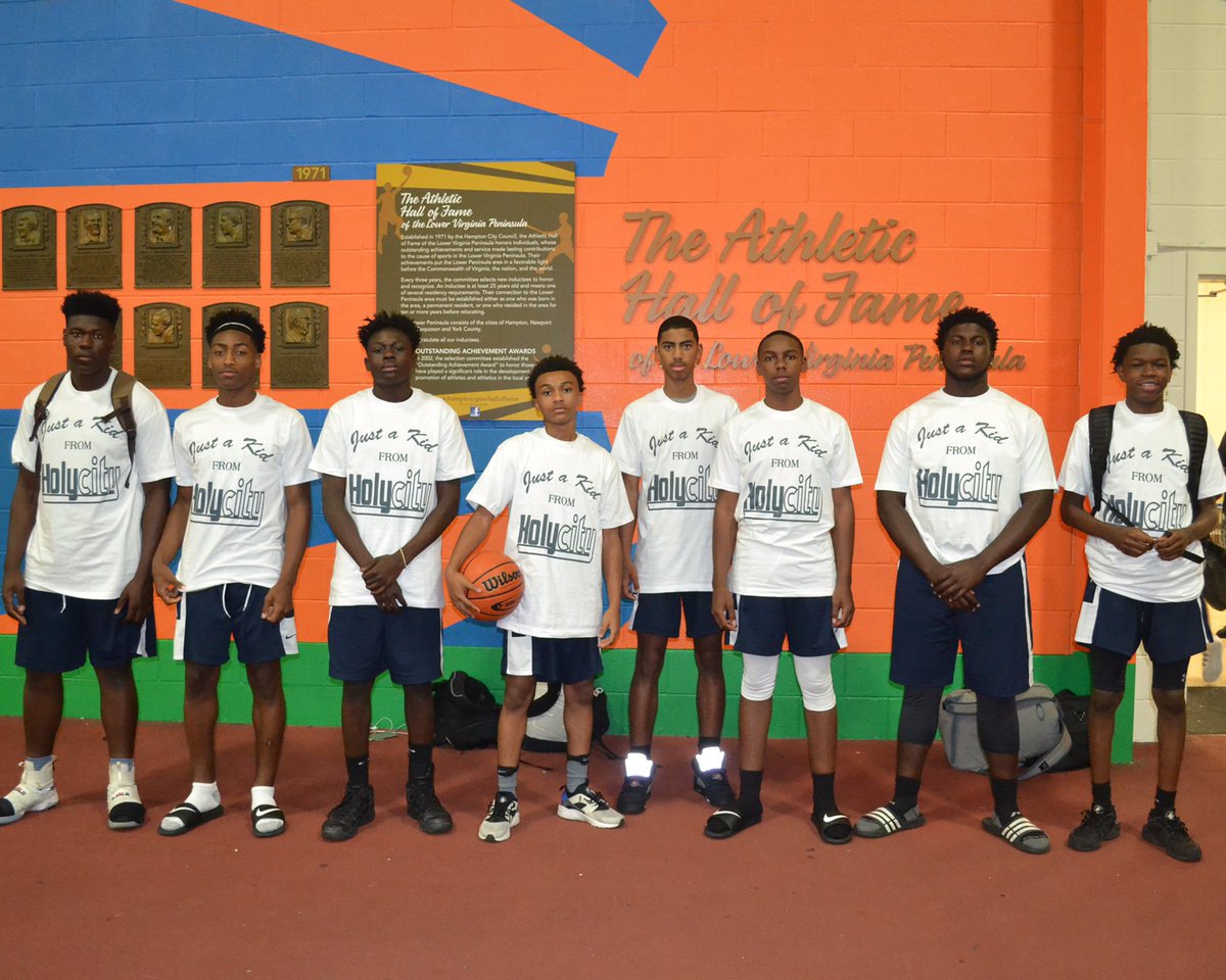 New shooting shirts from imagedawardsapparels.com for <a href="/HolyCityWarrio1/">Holy City Warriors</a>. Ready for BWSL tourney let's go @bab_mel #dedication #AAU #mentorship