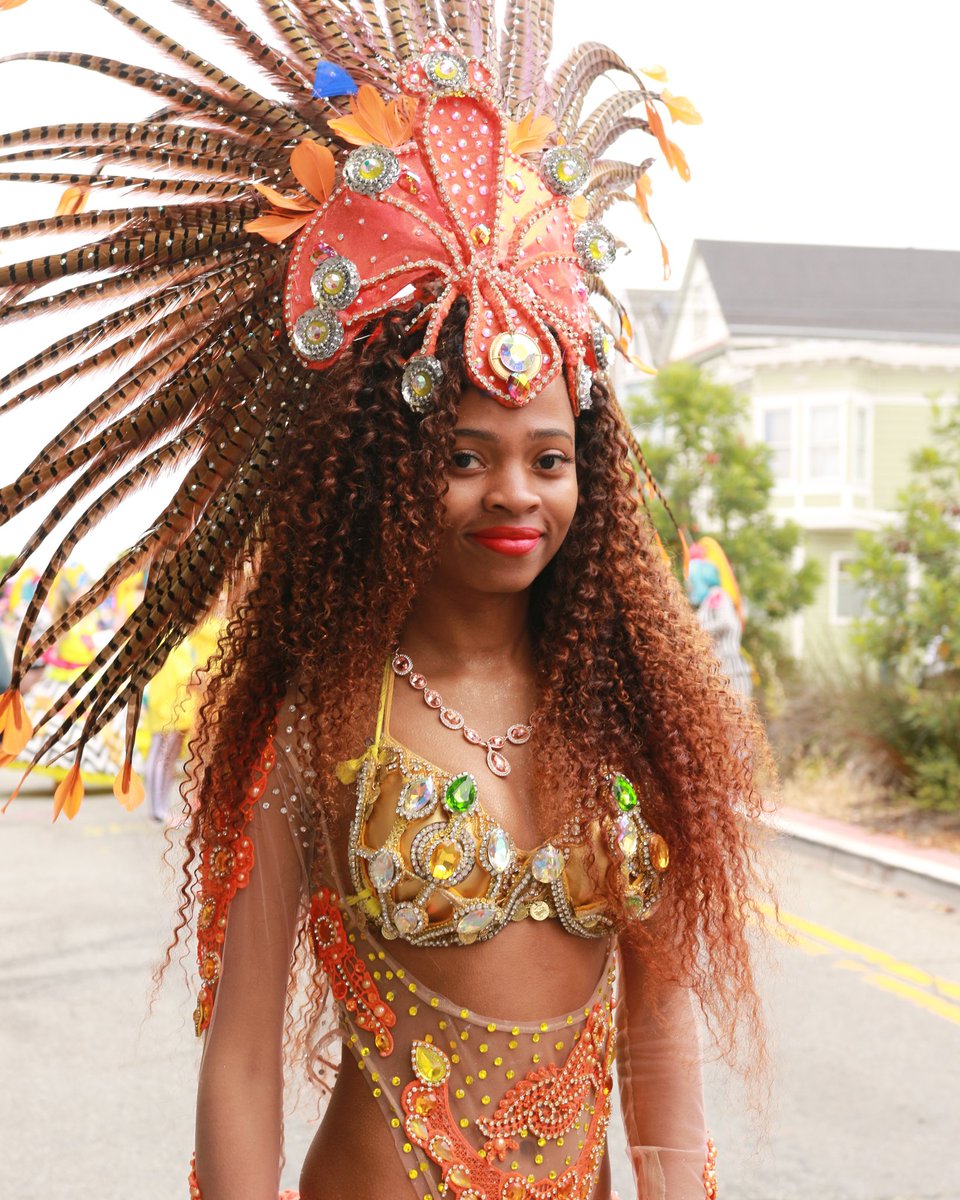 patyuen's tweet photo. San Francisco Carnaval. #sfcarnaval https://t.co/CieRSo7Q5Y