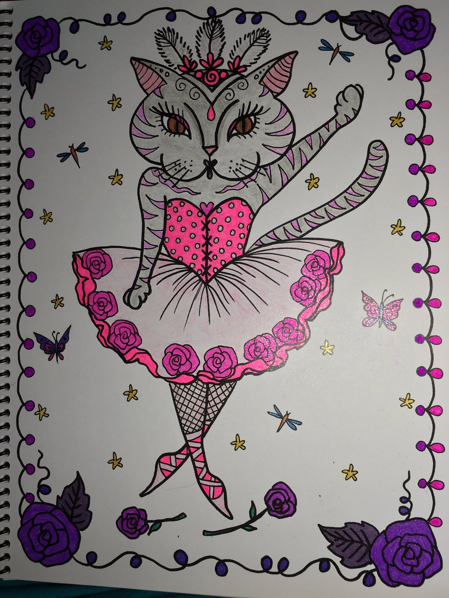 #fantasycats @chubbymermaidart #coloringbook #colorist @reno5bling #gelpens #glitter #coloredpencils