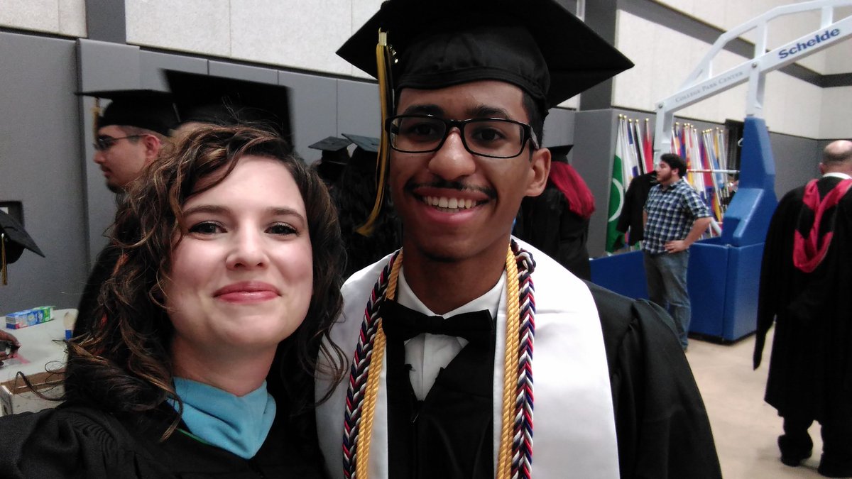 IsgittAPLit's tweet photo. #KISDGrad17 Academic Decathlon Seniors! https://t.co/hwkfgv7N33