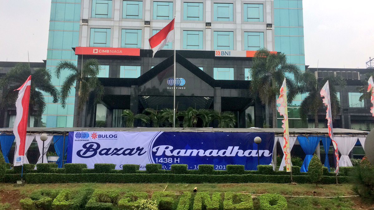 SUCOFINDO's tweet photo. Ramadhan kali ini Persatuan Ibu-ibu Sucofindo bekerjasama dgn Bulog adakan Bazar murah Ramadhan tgl 29 Mei - 16 Juni 2017 di Graha Sucofindo https://t.co/aUfPpdj6e4