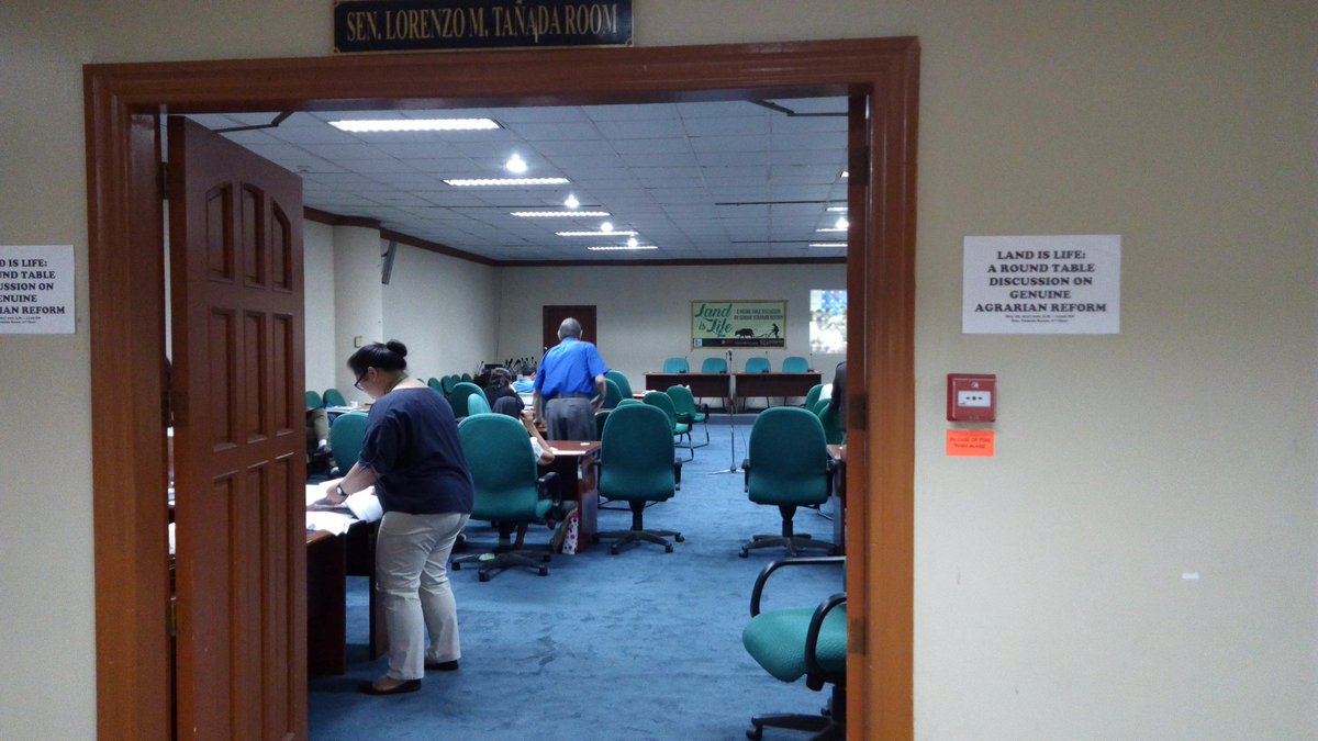 jc_jonar's tweet photo. ATM:
round table discussion para sa pagpapatupad ng HB 555 o mas kilala bilang GENUINE AGRARIAN REFORM BILL(GARB)
#suppotGARB
#supportHB555 https://t.co/D7TuCmtOf0
