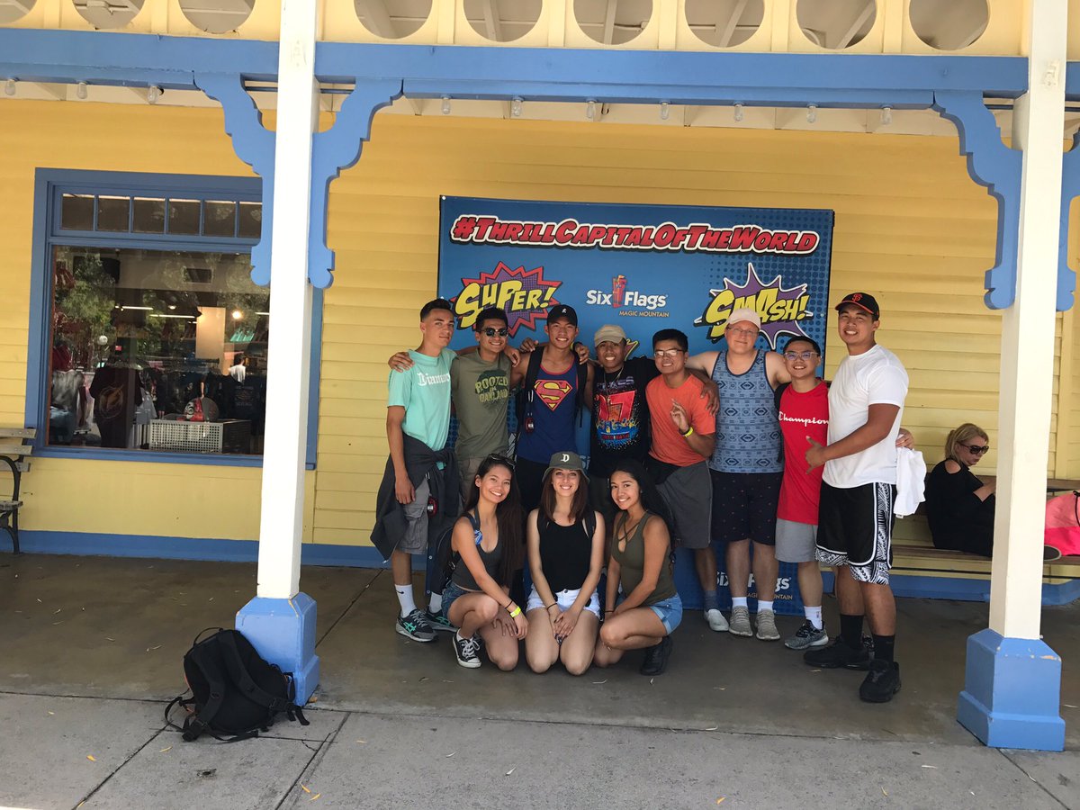 CohenGuzman's tweet photo. day 3 pt 2 #gradnite #herclit https://t.co/GVkcb1i0M6