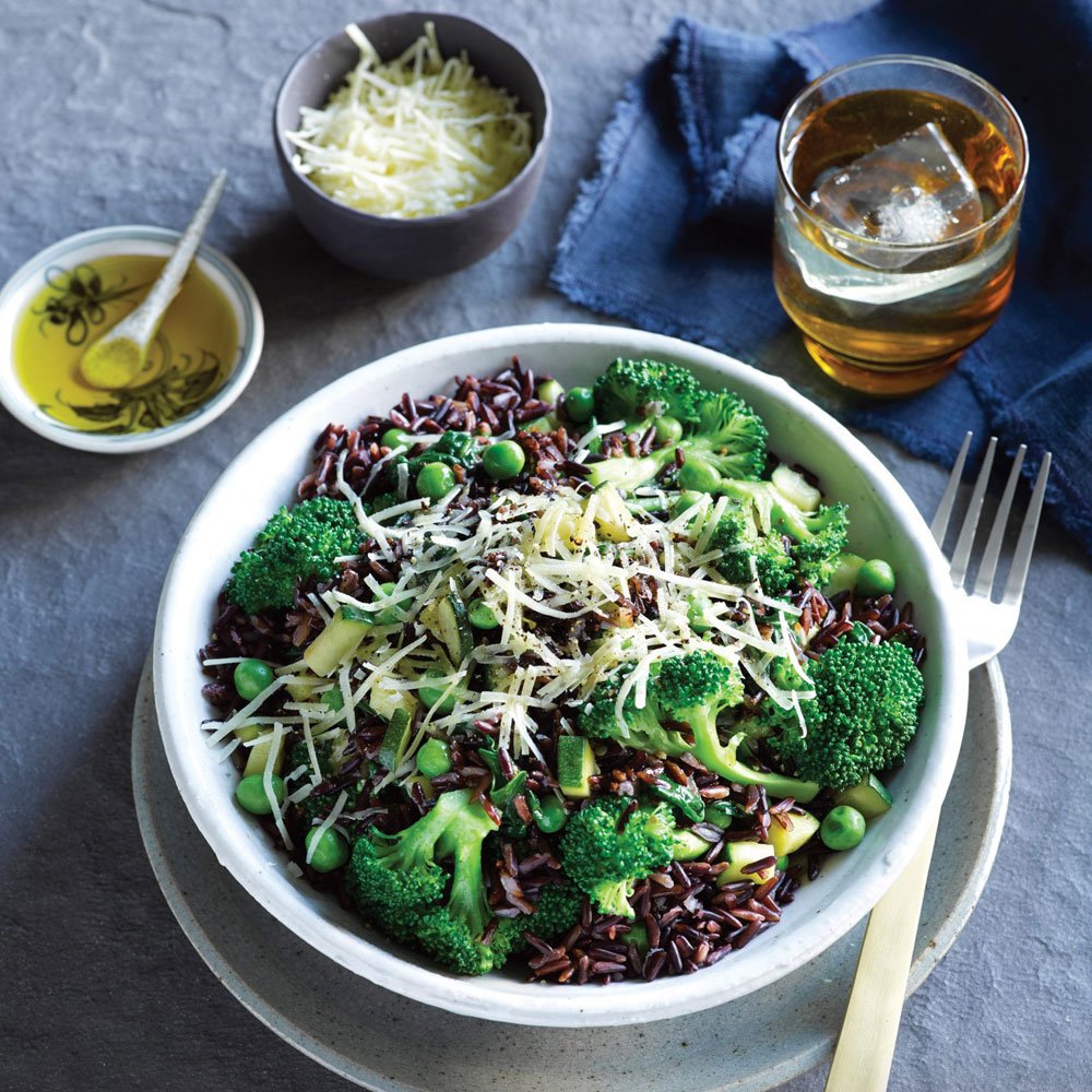 A lean, green meal for one, this vege pilaf makes for a fantastic meat-free lunch ow.ly/jw9y30c2VWI