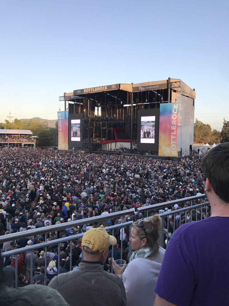 BobRblock84's tweet photo. Foo Fighters #entry #destinationchill https://t.co/ZoSzH4c0Ej